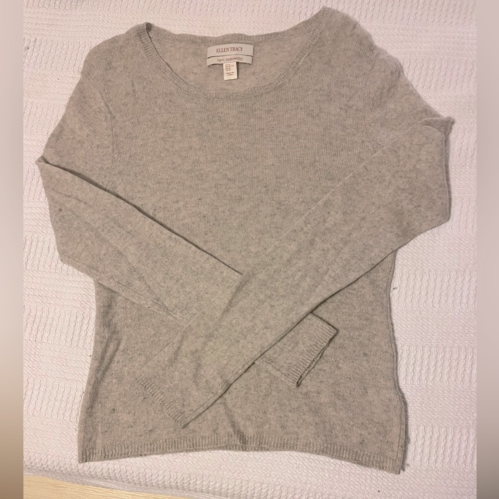 Ellen Tracy 100% cashmere sweater